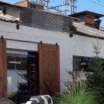 마치 치즈 농장에 견학 간  느낌이 느껴질 정도로 내부도 소와 농장 도구들로 아기자기하게 꾸며져 있어요🧑‍🌾 이곳은 익선동에서... 