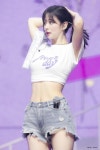 프로미스나인 이채영 코르셋 발레복 윗가슴 겨드랑이