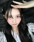 ⊹˚˖ [SNS] 250510 — IVE KIM GAEUL (IVE_twt) X update. “Lucky Vicky in Sungkyunkwan University 🍀💚” !! ♡ . ָ࣪ ˑ... 