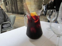 Las Ramblas, Barcelona 바르셀로나, 람블라스 거리의 어느 음식점에서 상그리아ㄱㄱ | 여행, 바르셀로나