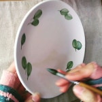 ♡이파리접시♡ 단순한이파리~~쉽게그리기^^😆 #애플당당 #공방 #느낌#도자기페인팅 #도자기핸드페인팅 #ceramic #watercolorpainting... 