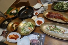 쌍교숯불갈비 - 전남 담양군 한정식 / 백반 / 정통 한식 | 맛집검색 망고플레이트 | 돼지갈비, 음식, 한식