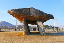 고창·화순·강화 고인돌 유적[Gochang, Hwasun and Ganghwa Dolmen Sites] - 강화 고인돌 /South Korea | 유적, 한국, 미술사