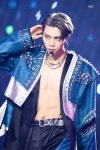 Fab209 no X: 231225 가요대전 🚨 #쟈니 #JOHNNY #NCT127 #NCT https://t.co/3zoiFS6Bix / X