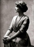Coco Chanel, 1910 (History Pics) | 초상화, 코코 샤넬, 빈티지 스타일