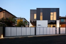 seocho S house : project - 황준도시건축사사무소 S house | 집 디자인, 난간, 계단