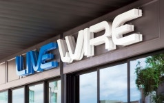 LIVEWIRE | 사인 디자인, 디자인, 그래픽 디자인