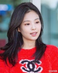 분위기 하나로 공항 초토화 시킨 ‘인간 샤넬’ 블랙핑크 제니 | 샤넬 패션, 패션쇼, 샤넬