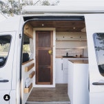 캠핑카에 있는 Chinanna님의 핀 | 모터 홈