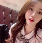 다빈노래술클럽 | 다빈 on Instagram: “👀 여러분 저 카톡이 또 팅겨서 기존 대화방 강제삭제 되어쩌요 ㅜㅜ .. 잠수가 아니랍니담 총총..” | 교복