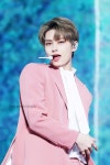 Jun SEVENTEEN에 있는 Song Mingi Ateez님의 핀