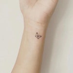 tattoos #Minimalisttattoos | 작은 문신, 문신, 나비