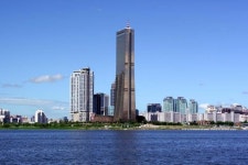 The 63 Building (Hangul: 63 빌딩 or 육삼 빌딩), officially... Han River in Seoul, South Korea. It was S…(이미지 포함) | 빌딩