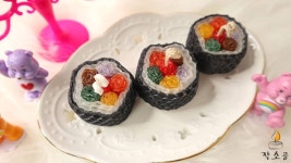 ⠀  영종도 영종도공방 영종도캔들공방 작소공 김밥캔들 디… | Desserts ⠀ 어릴적 엄마가 싸주던 김밥이 생각나서 만들어본 김밥캔들!... 