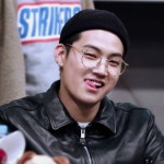 got7jb  imjaebeom  imjaebum  jaebum  jbgot7  got7leader  got7withigot7  임재범  제이비  영재  유… | Square glass, Jaebum, Glass