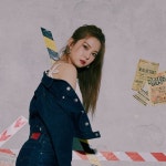 최유진 on Instagram: “치명적인 척 🤨” | Clc, Denim jacket