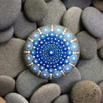 Mandala stone dot art | 스톤 페인팅, 만다라, 돌
