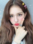Welcome to the official account of SOMI! 소미 오피셜 트위터 오픈! 자주 만나용 💕 #SOMI #전소미 #THEBLACKLABEL | Somi, Jeon... 