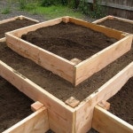 Unique and interesting raised bed configuration | 퇴비, 농장
