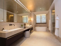 VILLA & HOUSING에 있는 핀