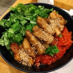 Instagram의 @hyesiknim님: “#광주 #동명동 #뜸 #김치삼겹덮밥 #바지락술찜 . 비비기 전에 #삼겹살 만 먹어봤는데 아주 살짝 양념이 되있는 것... 