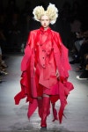 Comme des Garçons Spring 2015 Ready-to-Wear - Collection - Gallery - Look 1 - Style.com | 패션, 스타일, 요지 야마모토