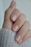 subtle shimmer star manicure #acrylicnails | 네일 컬러, 매니큐어, 네일아트