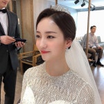 ☺️ . 결혼 축하드립니다❤️ . . . #웨딩 #웨딩메이크업 #weddi… - 2020 | 웨딩 메이크업, 신부 메이크업, 레이스 웨딩드레스