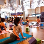 행하고 행하고 행하는 중에 깨닫게 된다  오래 기억되는 문구 오늘도 행하는중 . . #쁘램요가 #요가 #하타요가 #천안요가 #쌍용... | Standing desk