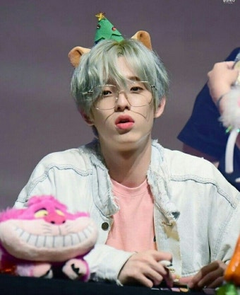 데식이들️에 있는 정명 지님의 핀