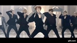 방탄소년단 (BTS) ‘피 땀 눈물 (Blood Sweat | Cypher pt 4, Chica anime manga, Oppas