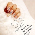 • Nail Design 연예인네일 소녀시대 태연네일 / 탱구네일 네일아트모음! : 네이버 블로그 | ネイルデザイン, ネイル, デザイン