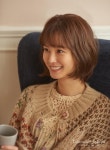 올 가을 패션, 정유미 화보 비하인드 속 써스데이아일랜드 18FW 신상 어때? : 네이버 포스트 | 단발머리 헤어스타일, 헤어스타일, 단발 파마 머리... 