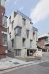 사당동 다세대주택 Multiplex Housing in Sadang - 브리크매거진 - BRIQUE MAGAZINE | 벽돌 건축, 정면 건축, 다세대 주택
