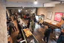 공간재생카페 Anthracite Hapjeong Branch