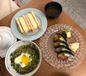 금욜에 갔던 대막 사실 왕김밥 2개먹고 이미 배불렀는데 친구가... 갔던 대막 사실 왕김밥 2개먹고 이미 배불렀는데 친구가 저... 