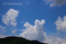 산위의 파란하늘과 하얀구름  kimgs4725, 사진, 파란, 하늘, 하얀, 구름, 산, 능선, 청정, 순수, 자연, 환경, 야외, 높은, 흘러가는, 여름, 맑은... 