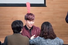 20171118 동서울아트홀팬싸인회에 있는 후 who?님의 핀