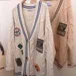 샵콕#COK | 인천 부평옷가게 샵콕 cok shopcok 와펜 패치 가디건 면사 꽈배기 아이보리 베이지 데일리 캐주얼룩 빈티지 유니크 젊줌마 새내기...