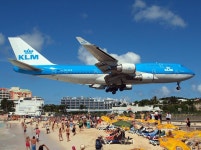 St.Maarten | 캐릭터 일러스트