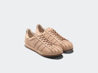 헨더 스킴이 오마주한 아디다스 오리지널스 NMD R1, 슈퍼스타, 마이크로페이서 공식 발매(adidas Originals NMD R1... 