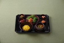그릇 및 음식에 있는 평구 김님의 핀 | 음식, 그릇