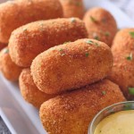 Potato Croquettes in 2022 | Croquettes, Finger food appetizers, Potato croquettes