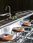 어퍼하우스 UPPER HOUSE (With images) | Bassamfellows, Circular dining table