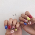 귀욤이달의아트❤️💙💛  스마일네일 진주네일 글리터네일 | Nails, Beauty, Painting