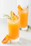 Grilled Peach & Rosemary Prosecco - Will Cook For Friends | 요리법 | 건강 음료, 술 레시피, 스무디 레시피
