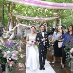 축제로구나~🍭🎉 . 더모즈는 웨딩 데코레이션에 필요한 모든 것을 제공해 드려요💕 아~쥬 매력적인 금액으루요😎 더모즈 블로그를... 