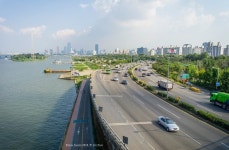 Yeouido skyline and Han river seen from Seongsan Bridge, Seoul | 한국