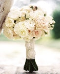 Bouquet & Boutonierre에 있는 핀