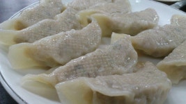 수원 장안문 맛집, 줄서서 기다려야 먹는 찐만두 보영만두 | Food, Korean food, Cheese